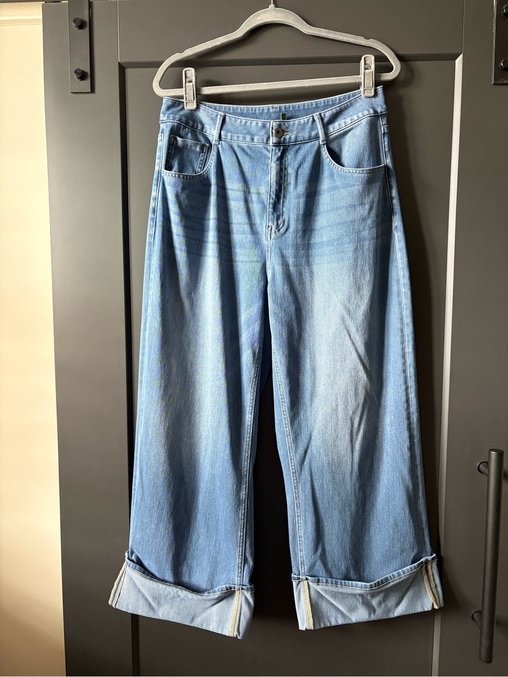 HALARA Flex High Waisted Pockets Rolled Hem Wide Leg Denim Jeans